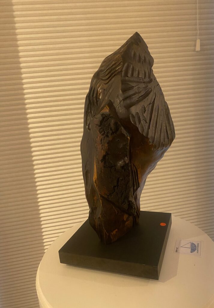 Olav Ryan – Træskulptur i Kirsebærtræ